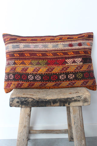 Kilim 40cmx60cm Wood Cushion