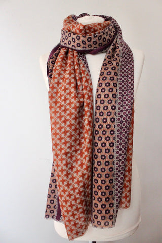 LV variation violet orange Scarf