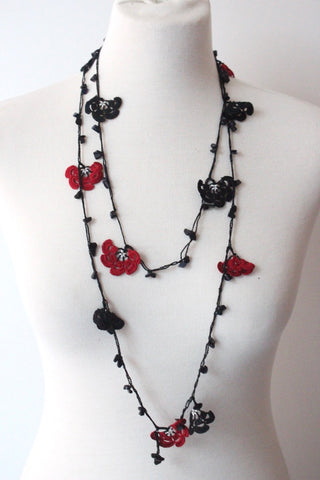 Garland Necklace Black and Red